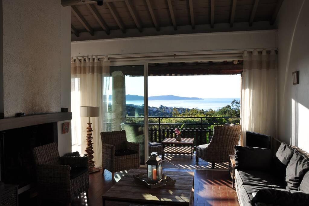 Villa Abeille : Douces Vacances D'Ete Avec Vue Mer Cavalaire-sur-Mer Eksteriør billede