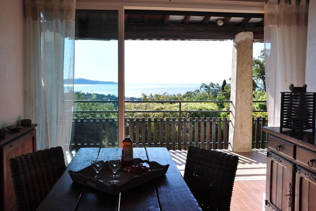 Villa Abeille : Douces Vacances D'Ete Avec Vue Mer Cavalaire-sur-Mer Eksteriør billede